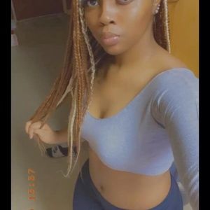 Meet your Posher, Niah